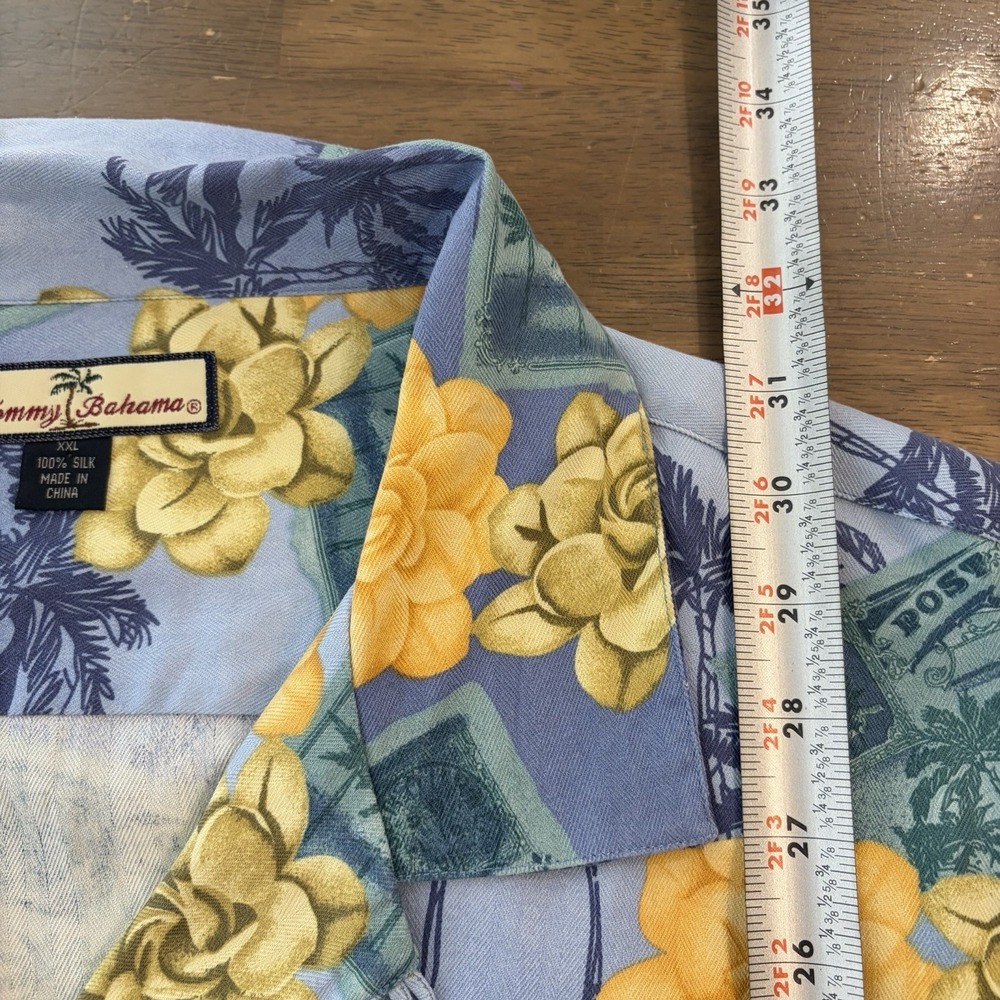Tommy Bahama Mens XXL Shirt Blue Hawaiian Tropical Silk Floral Camp Postcard - Picture 6 of 7